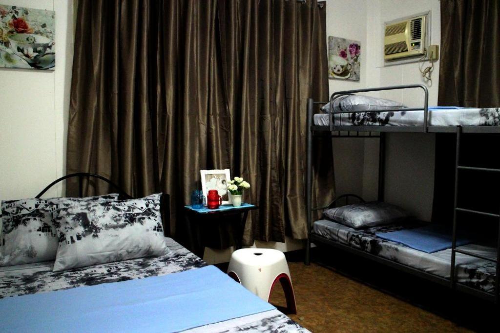 Tropical Breeze Hostel Cebu - Cebu Center Ngoại thất bức ảnh